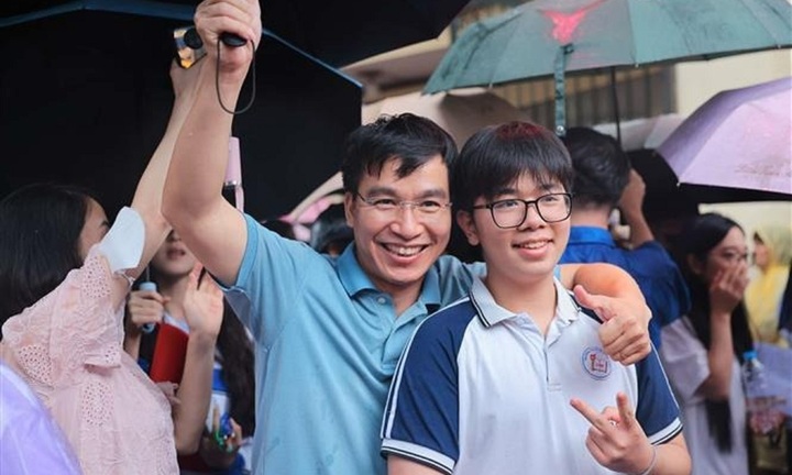 Đáp án chính thức môn Toán vào lớp 10 THPT 2025 ở Hà Nội