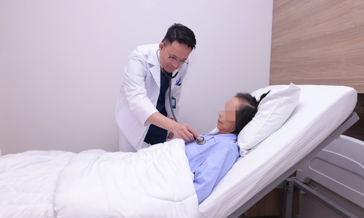 Bác sĩ nỗ lực cứu bệnh nhân ung thư cổ tử cung giai đoạn 4A sau 8 tháng 