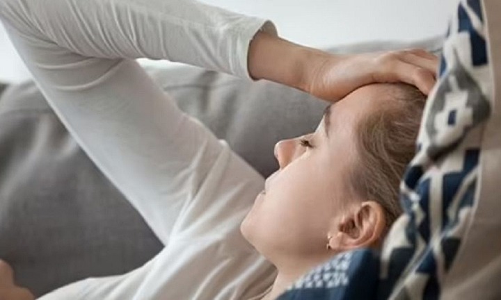 Chóng mặt khi nằm là bị gì?