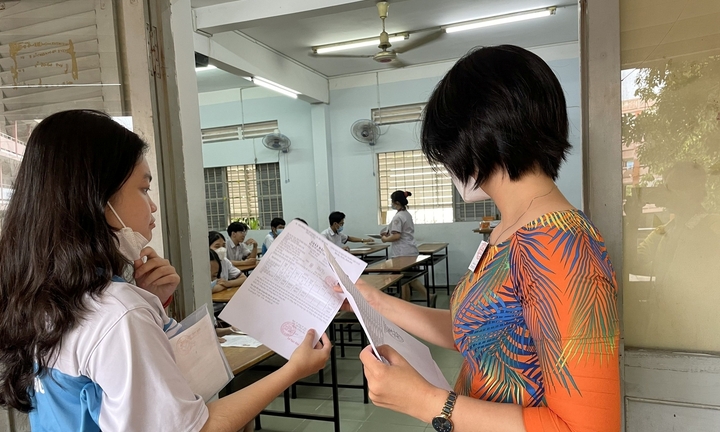 Ôn thi tốt nghiệp THPT giai đoạn “nước rút”: Bí quyết giúp thí sinh “ăn điểm” môn Ngữ văn