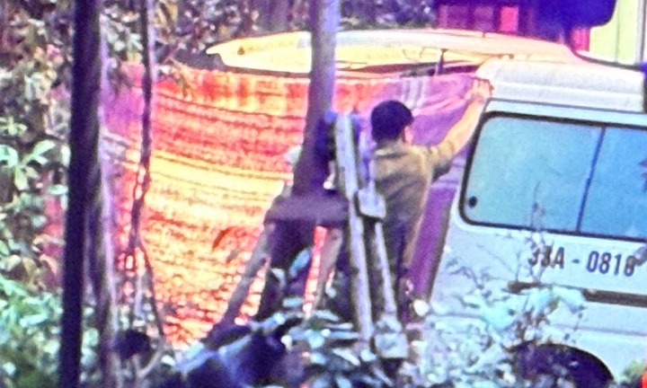 Vụ cháy nhà 4 tầng ở Hà Nội sau tiếng nổ lớn, 2 người tử vong: Phát hiện vật có hình dạng ống tại tầng 4