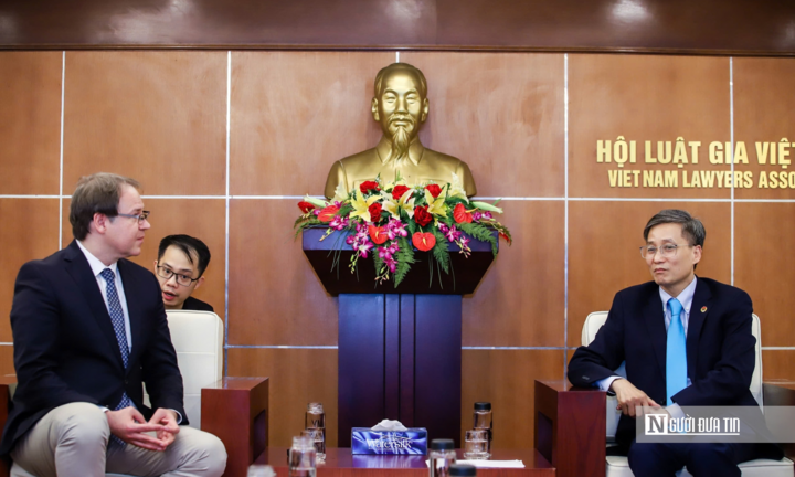Chủ tịch Hội Luật gia Việt Nam tiếp Trưởng Đại diện lâm thời Viện KAS tại Việt Nam