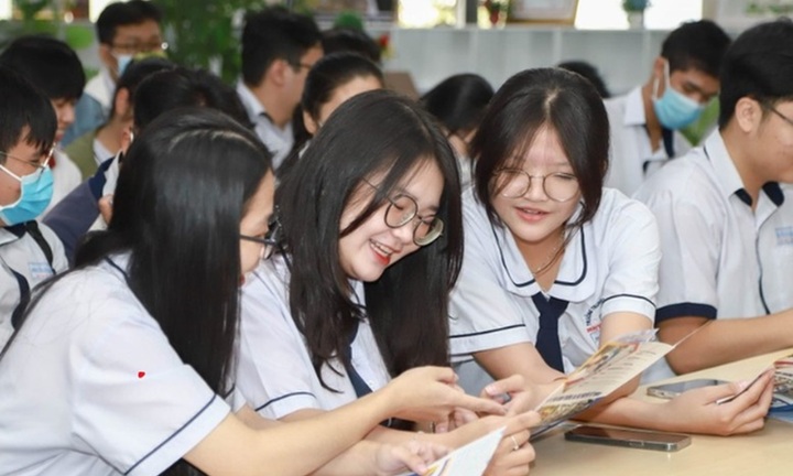 Tuyển sinh 2025: Trường Đại học Sư phạm Hà Nội chốt công thức quy đổi điểm xét tuyển 2025