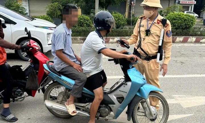 Hà Nội: CSGT Xử lý nhiều vi phạm giao thông trên tỉnh lộ 419