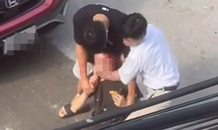 Danh tính tài xế ô tô hỏi