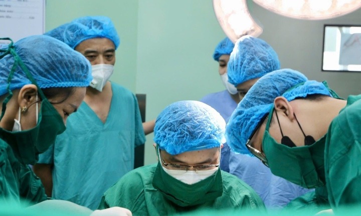 Bé gái 10 tuổi có hai tử cung, một quả thận vì mắc dị tật bẩm sinh hiếm gặp