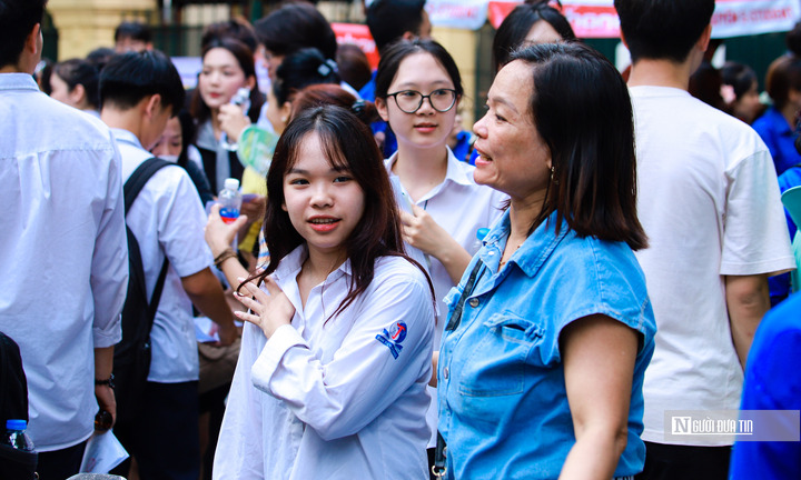 Đáp án gợi ý, đề thi môn Toán tốt nghiệp THPT 2025 mã đề 112