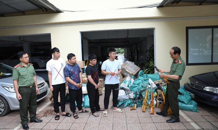 Triệt phá ổ nhóm chế tạo, mua bán trái phép vũ khí quân dụng quy mô lớn ở Sơn La