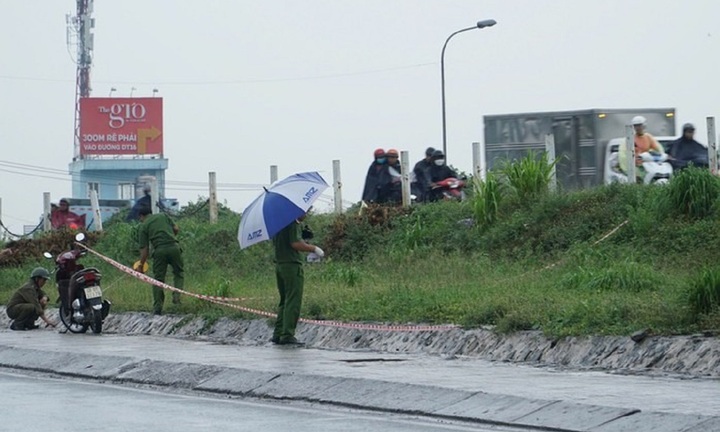 Tin pháp luật nổi bật 24h qua: Xác định danh tính nam thanh niên bị đâm tử vong dưới chân cầu Đồng Nai