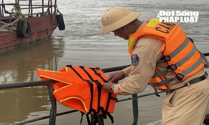 CSGT Hà Nội và phương châm “4 tại chỗ