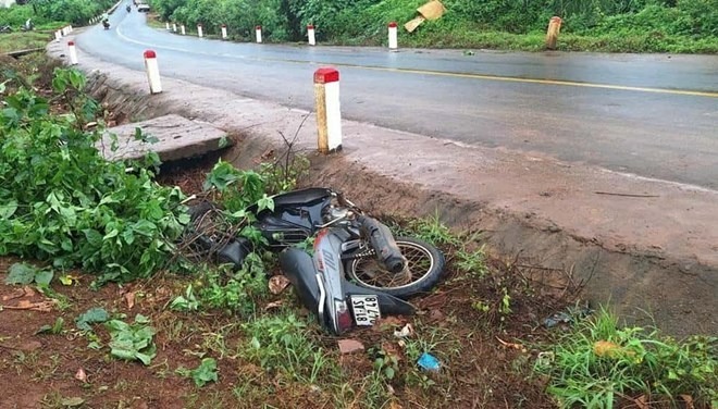 Phát hiện thi thể 2 thiếu nữ bên đường ở Gia Lai: Xác định danh tính, hé lộ nguyên nhân đau lòng