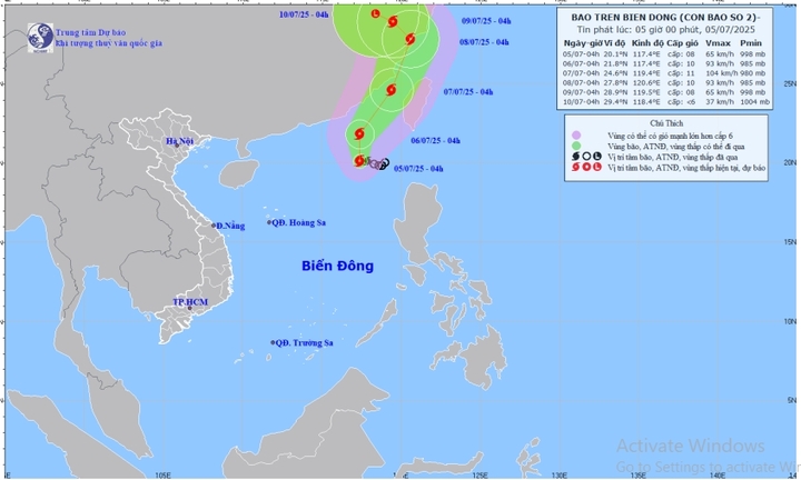 Áp thấp nhiệt đới mạnh lên thành bão số 2 ở khu vực Bắc Biển Đông