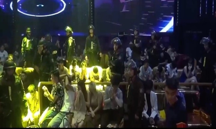 Clip: Nghẹt thở cảnh 