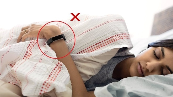 4 thứ nên cởi ra, 4 thứ nên mặc vào trước khi ngủ