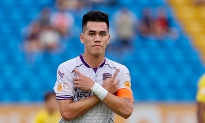 Đâu là bến đỗ trong mơ của tiền đạo số 1 Việt Nam ở V-League mùa tới?