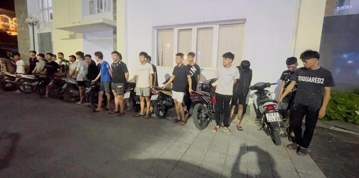 Xử lý kịp thời 37 thanh thiếu niên mang hung khí đi hỗn chiến ở Huế