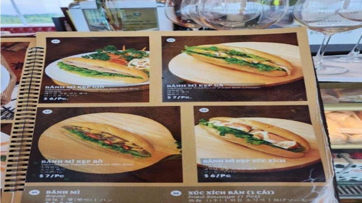 Cục Hàng không thông tin về vụ bánh mỳ giá 208.000 đồng ở sân bay Nội Bài