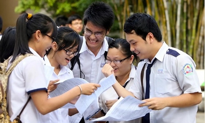 Điểm chuẩn đại học có thể giảm từ 2-3 điểm ở tổ hợp có môn Toán, Tiếng Anh