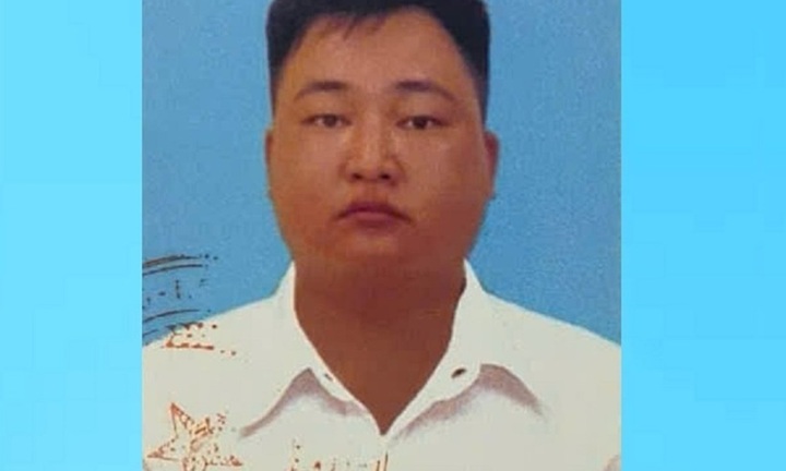 Đối tượng truy nã toàn quốc Nguyễn Đình Thanh ra đầu thú