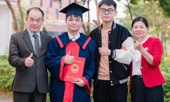 Tâm sự của nam sinh Bắc Ninh đạt điểm tuyệt đối 30/30, lặng lẽ “leo đỉnh” thủ khoa khối A00