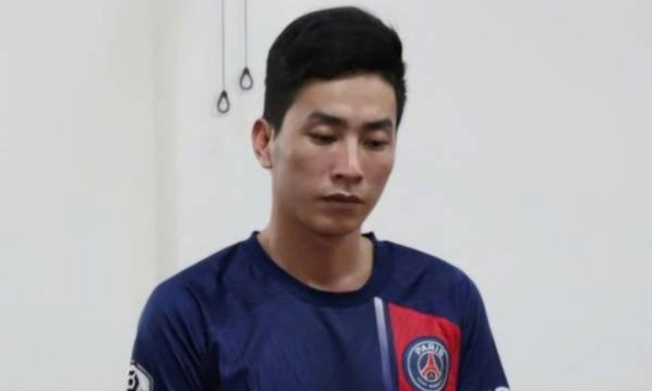 Bắt tạm giam gã trai đột nhập quán massage lúc rạng sáng, 