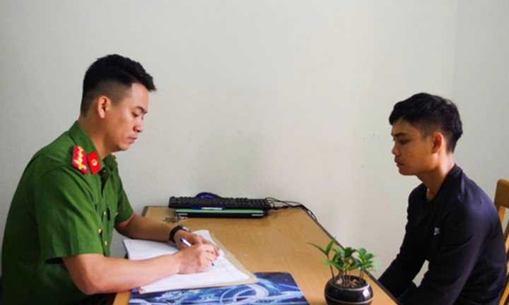 Bắt nghi phạm dụ dỗ bé gái 14 tuổi vào nhà nghỉ, 