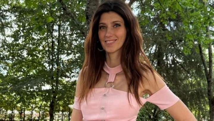 Nữ người mẫu nổi tiếng bị người đàn ông lạ tìm đến tận nhà, tự nhận là chồng tương lai và cái kết gây “sốc”