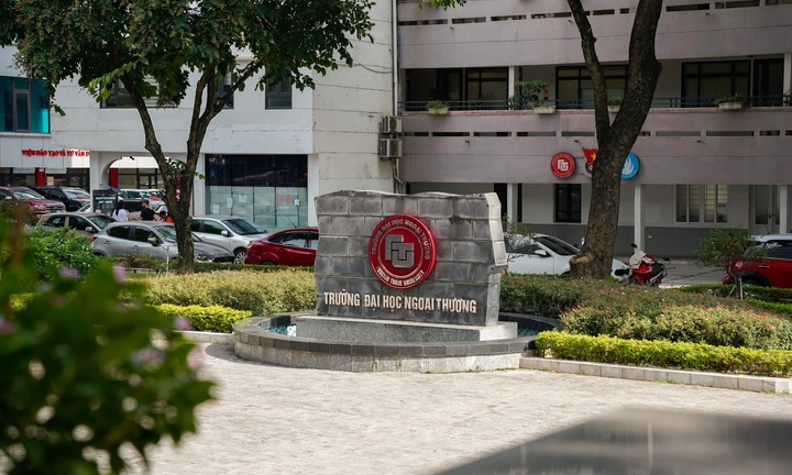 So sánh điểm chuẩn Đại học Ngoại thương 3 năm gần nhất thay đổi ra sao?