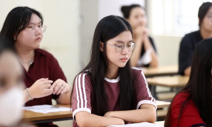 Bộ GD&ĐT công bố điểm sàn khối ngành sư phạm năm 2025, chỉ từ 16,5 điểm