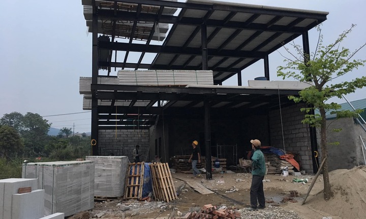 Có nên xây nhà khung thép tường gạch truyền thống