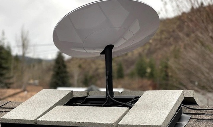 Mạng Starlink của tỷ phú Elon Musk gặp sự cố chưa từng có: Toàn bộ tiền tuyến Ukraine mất kết nối suốt 150 phút?