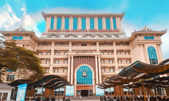 Trường Đại học Kinh doanh và Công nghệ Hà Nội công bố điểm sàn xét tuyển 2025