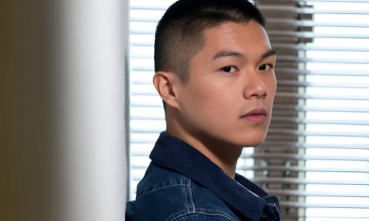 Bị ho dai dẳng, nam diễn viên trẻ đau khổ, bất lực khi nhận tin mắc ung thư