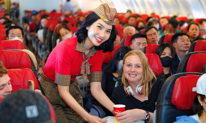 Vietjet vượt kế hoạch kinh doanh, đặt hàng tàu bay lớn, tự phục vụ mặt đất, trúng thầu dự án Long Thành