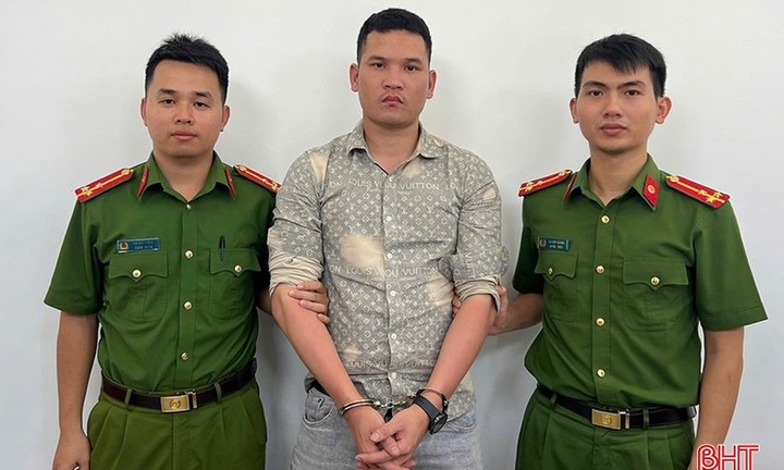 Bắt giữ đối tượng truy nã Nguyễn Lý Hùng sau hơn một năm lẩn trốn  