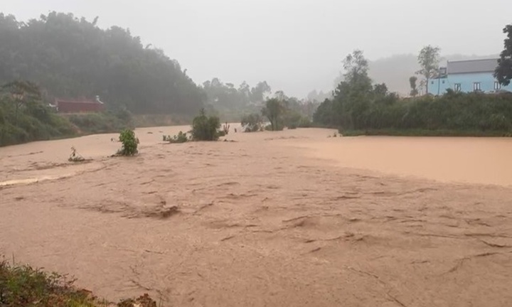 Thủ tướng chỉ đạo khẩn trương khắc phục hậu quả mưa lũ tại tỉnh Điện Biên