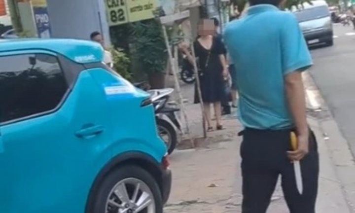Tài xế taxi công nghệ cầm dao cãi nhau với khách ở TP. HCM: Hé lộ việc từng bị xử phạt