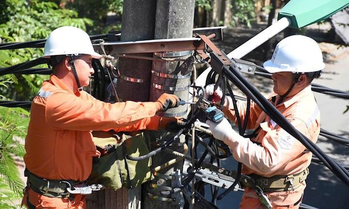 EVN Hà Nội hoãn toàn bộ các lịch cắt điện trong bối cảnh nắng nóng