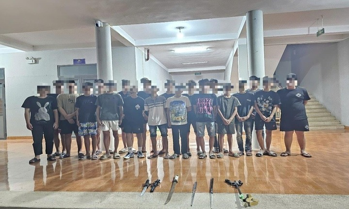 Xác minh nhóm học sinh 