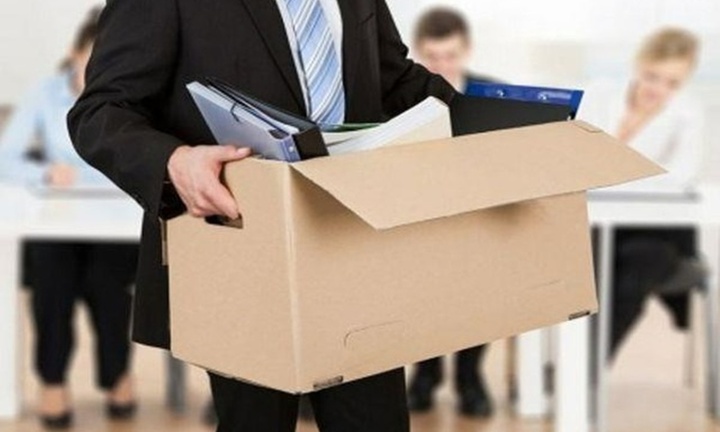 Hàng nghìn nhân sự mất việc,  AI 