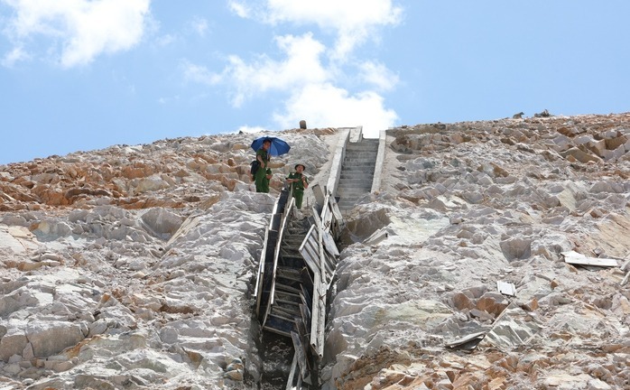 Hiện trường vụ 2 người tử vong khi thi công đường cao tốc Quy Nhơn - Chí Thạnh 