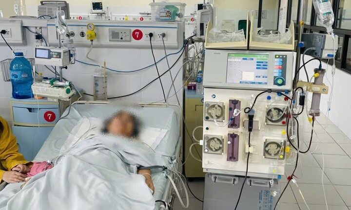 Sốc điện cứu sống bệnh nhân ngưng tim chỉ vì 2 nốt ong đốt