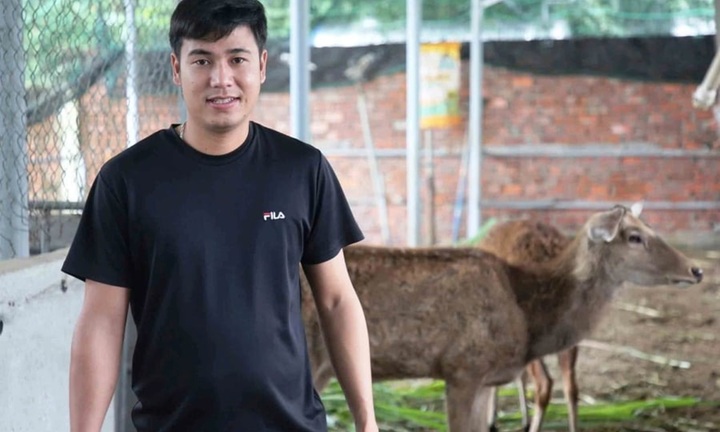 Bỏ việc lương cao, chàng trai 9X về quê nuôi hươu thu 600 triệu đồng mỗi năm
