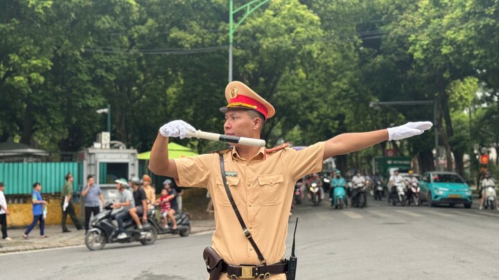 Hà Nội: Thông báo điều chỉnh thời gian phân luồng giao thông phục vụ Tổng hợp luyện lần 2