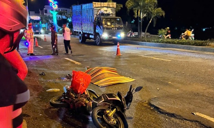 Tài xế xe đưa đón công nhân, gây tai nạn chết người rồi bỏ khỏi hiện trường khai gì?