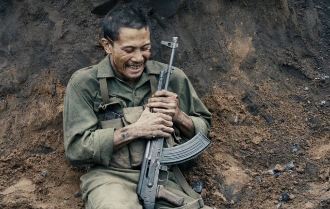 “Mưa đỏ” lập kỷ lục, thu 46 tỷ đồng sau một ngày công chiếu