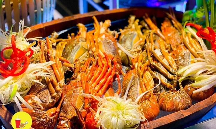 Top nhà hàng buffet có tôm hùm ngon, nổi tiếng ở TP.HCM