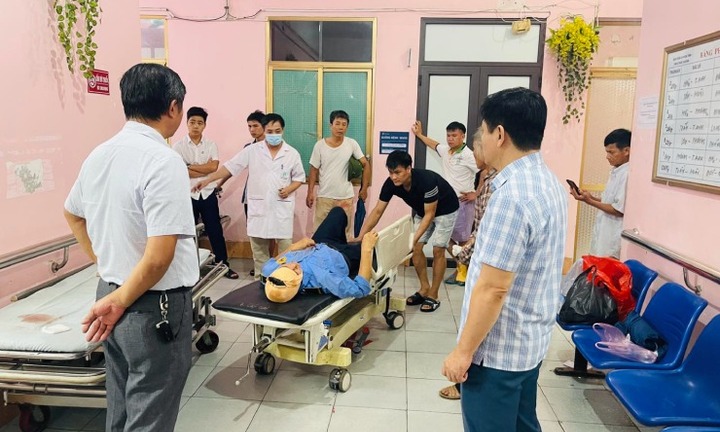 1 người tử vong, nhiều ca nhập viện cấp cứu sau trận lốc xoáy ở Ninh Bình