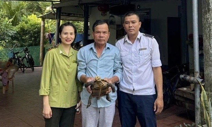 Con vật quý hiếm 