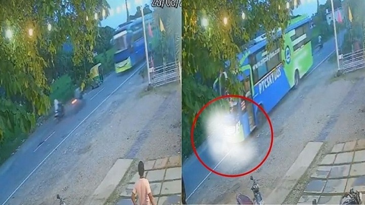 Lạnh gáy clip xe máy lao như tên bắn, găm thẳng vào đầu xe buýt, tài xế tử vong tại chỗ